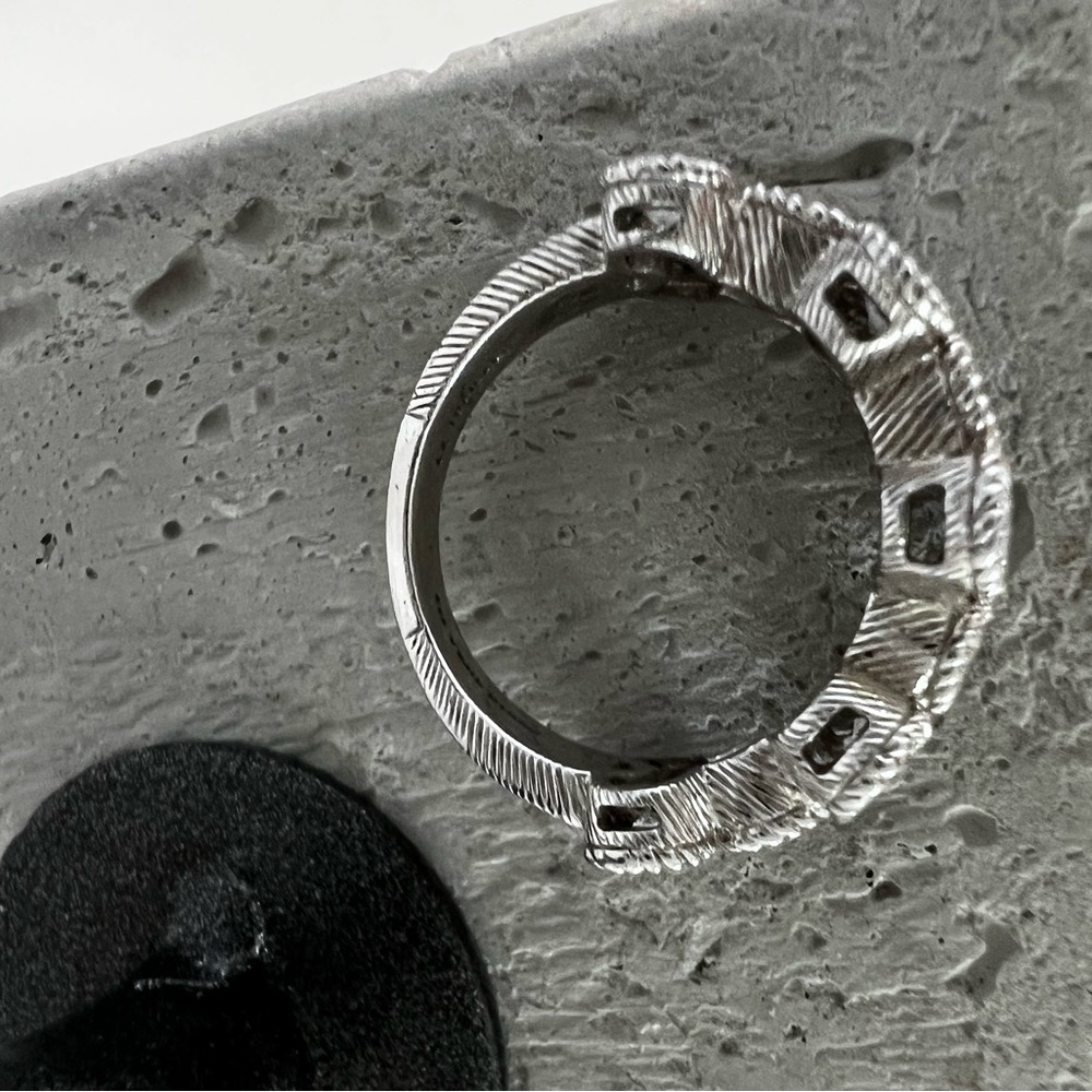 JUDITH RIPKA  SIZE 7 RING - Picture 9 of 11